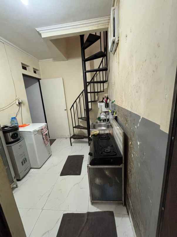 dijual rumah punai iv bintaro sektor 2