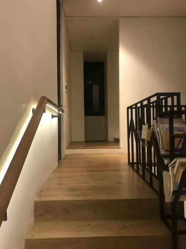 dijual rumah puri bintaro hijau