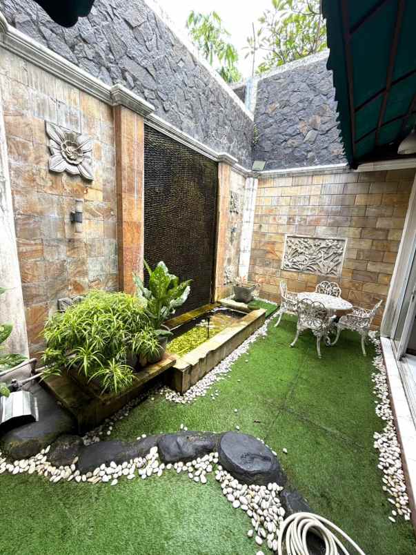 dijual rumah puri sriwedari cibubur