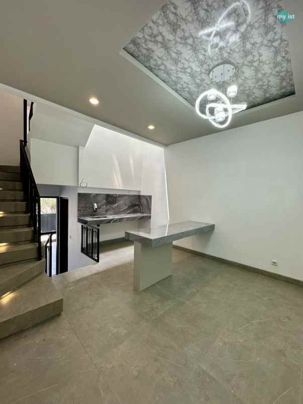 dijual rumah purimas