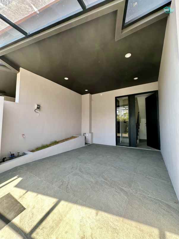 dijual rumah purimas