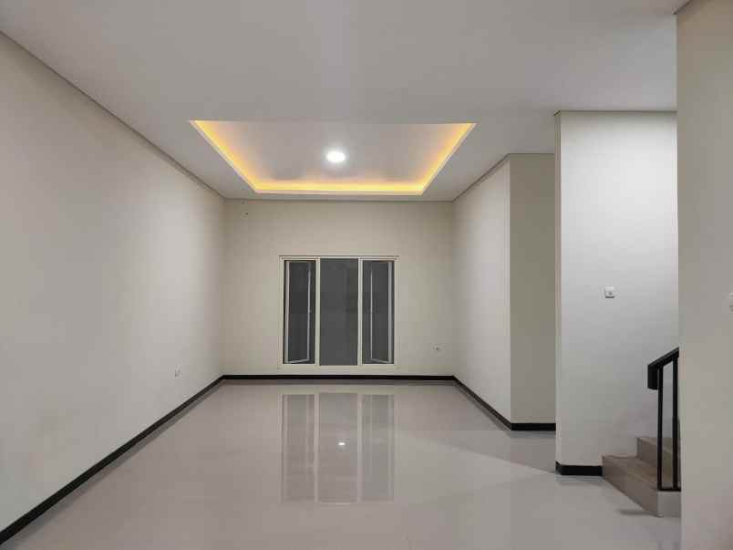 dijual rumah purimas gunung anyar