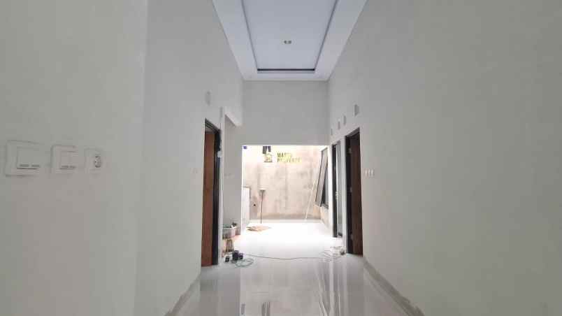 dijual rumah purwomartani