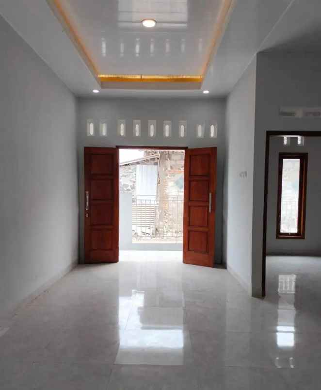 dijual rumah purwomartani