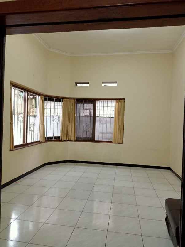 dijual rumah re martadinata citarum bandung