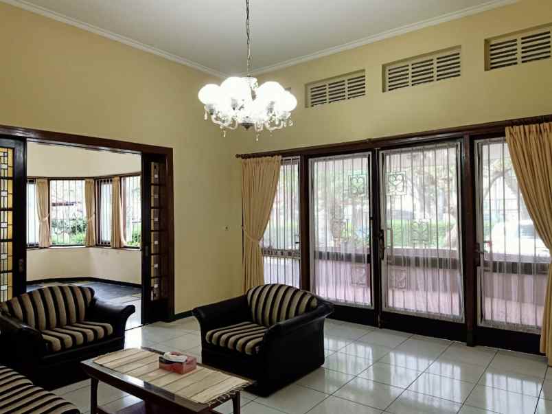 dijual rumah re martadinata citarum bandung
