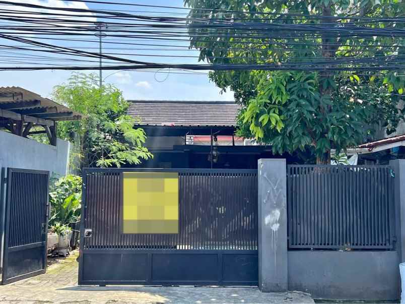 dijual rumah rempoa ciputat