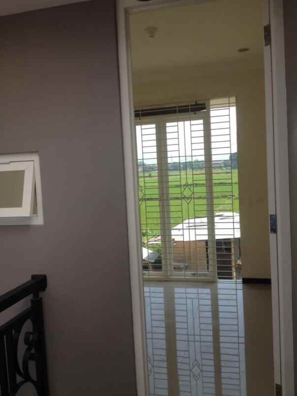 dijual rumah rumah jl simpang kh yusuf