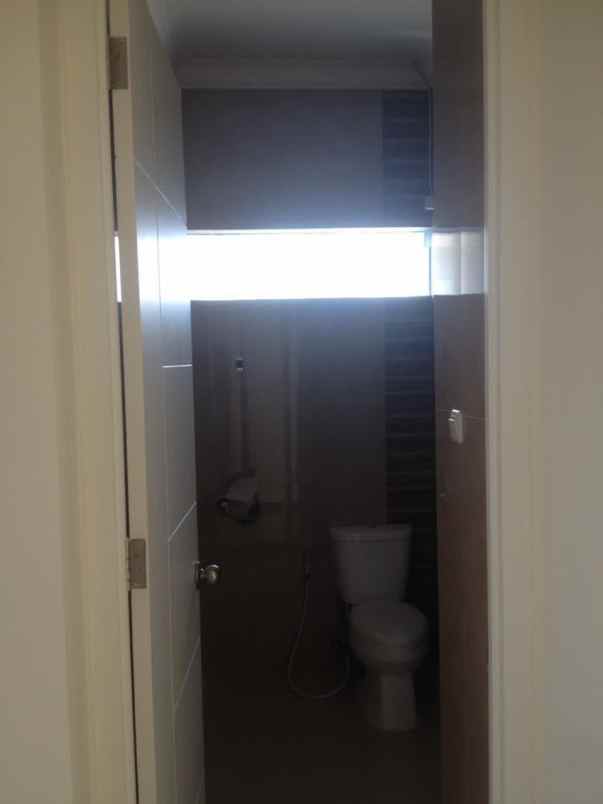 dijual rumah rumah jl simpang kh yusuf