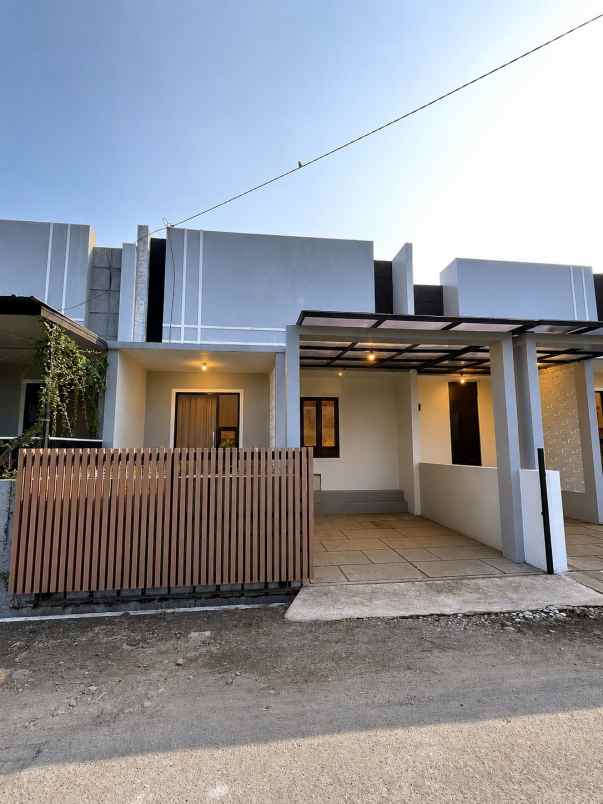 dijual rumah rumah modern virendra