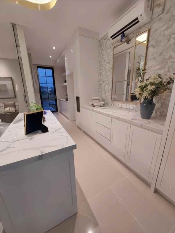 dijual rumah sambiroto