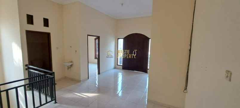 dijual rumah sariharjo