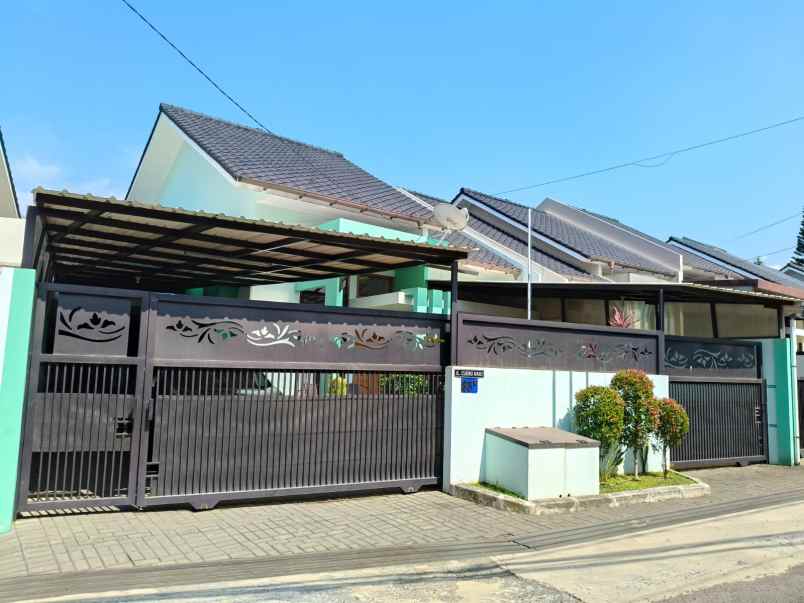 dijual rumah sarijadi sukasari kota bandung