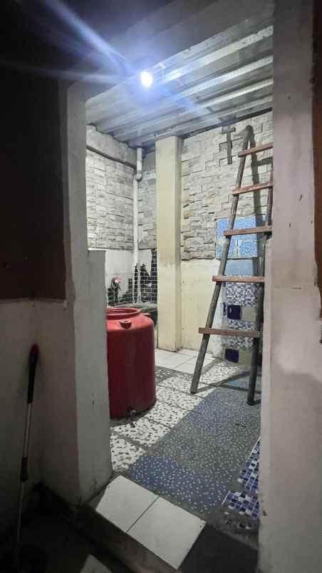 dijual rumah sawangan