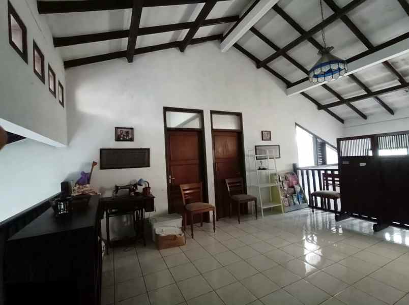 dijual rumah sayap buah batu bandung