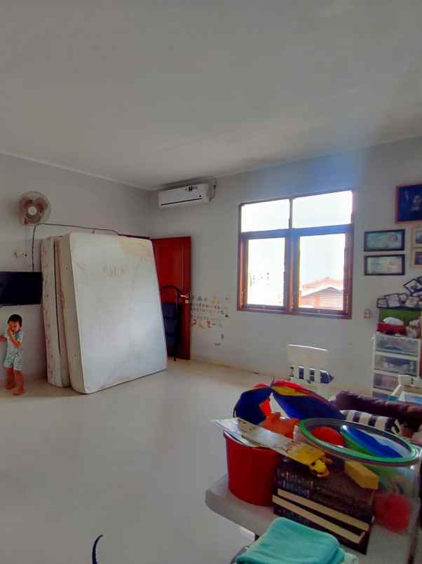 dijual rumah secondary dalam komplek one gate