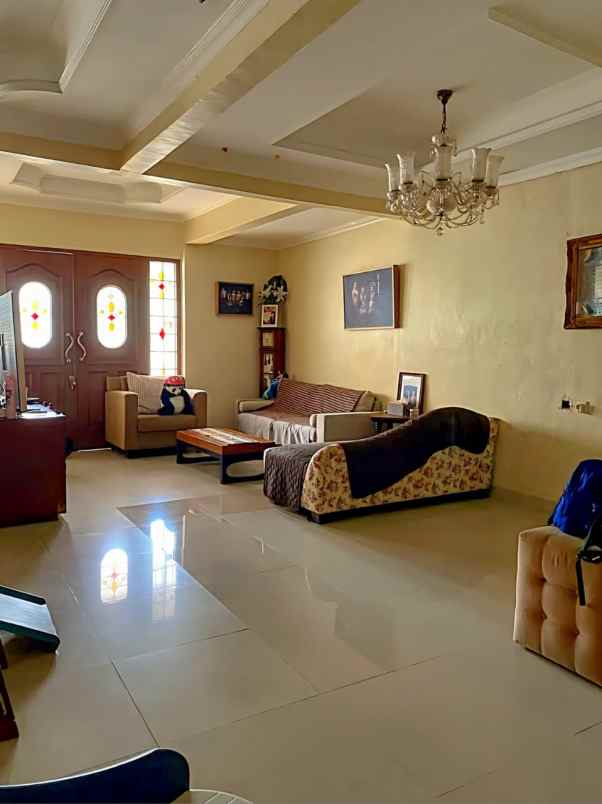 dijual rumah secondary dalam komplek one gate