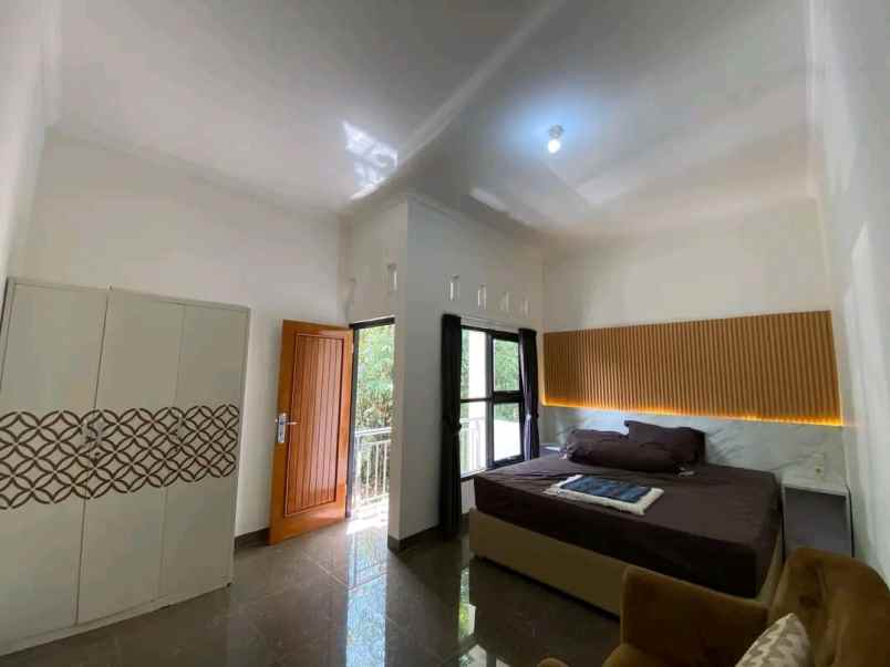 dijual rumah seyegan