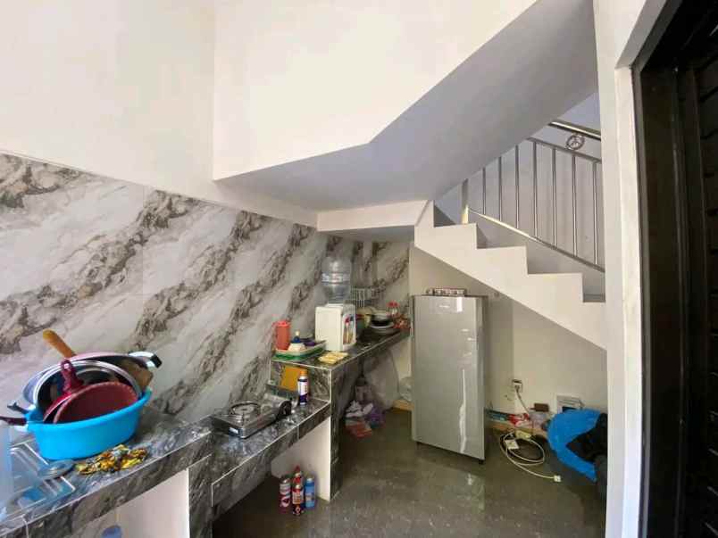 dijual rumah seyegan