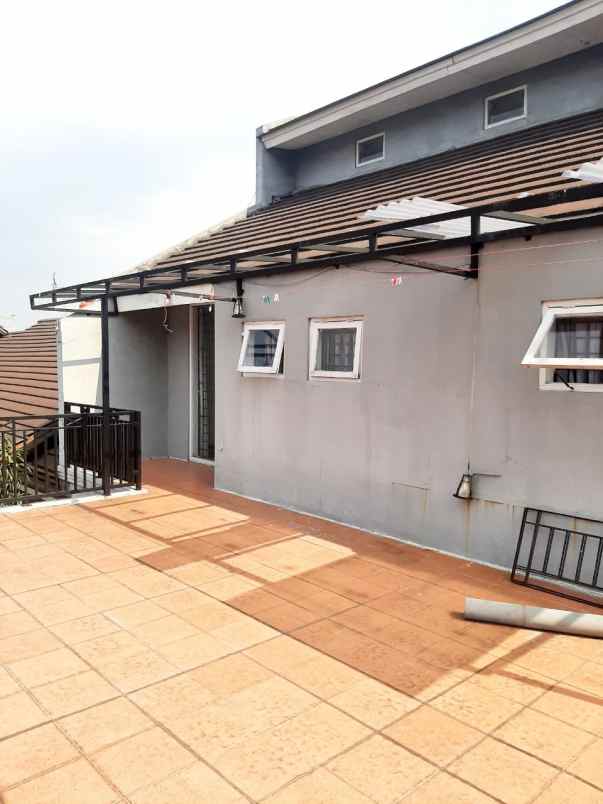 dijual rumah siap huni di bandung lokasi strategis