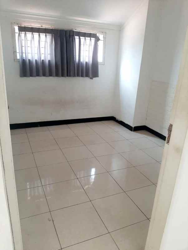 dijual rumah siap huni di bandung lokasi strategis