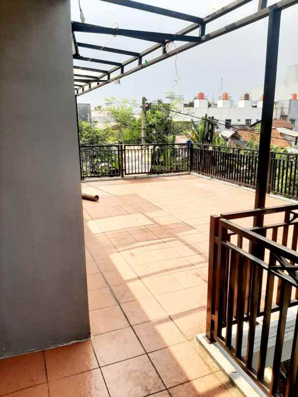 dijual rumah siap huni di bandung lokasi strategis