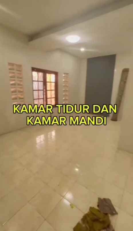 dijual rumah siap huni dua lantai lokasi strategis