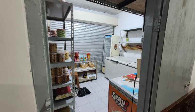 dijual rumah siap huni strategis ke mrt lebak bulus