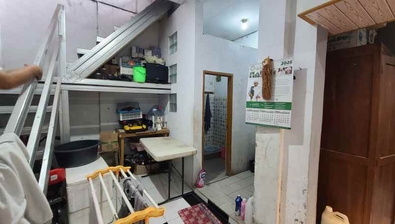 dijual rumah siap huni strategis ke mrt lebak bulus