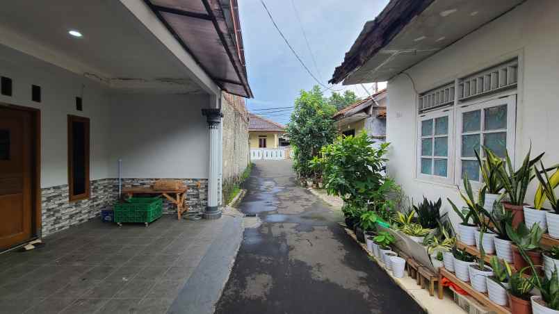 dijual rumah siap huni strategis ke mrt lebak bulus