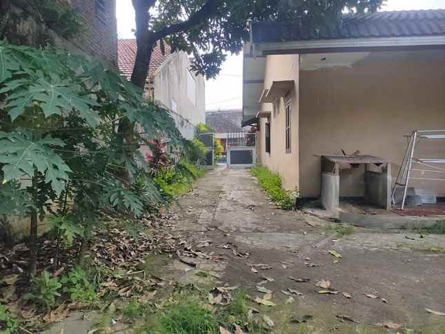 dijual rumah soekarno hatta