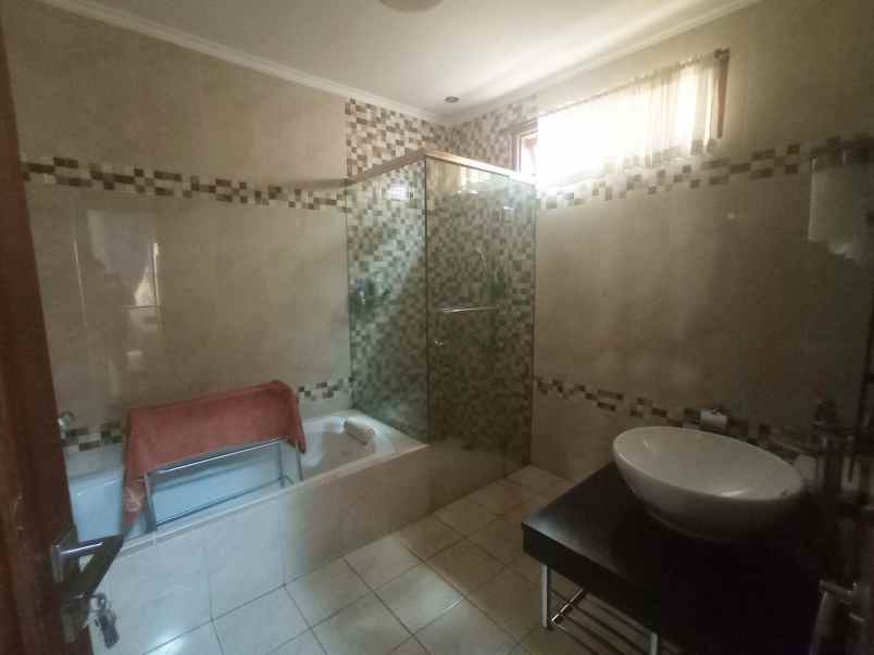 dijual rumah sokanegara kec purwokerto tim