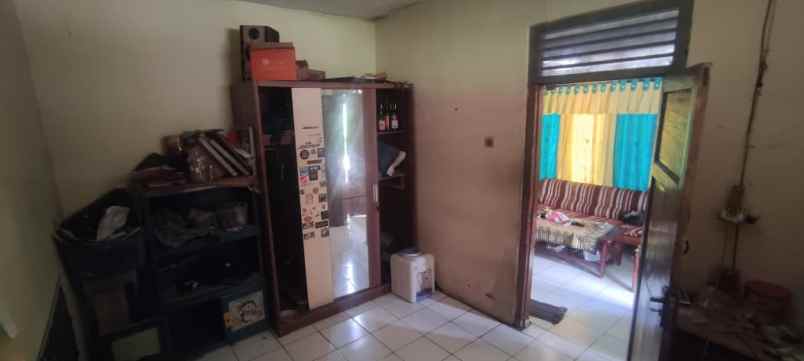 dijual rumah srengseng sawah