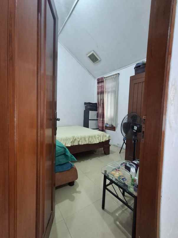 dijual rumah strategis