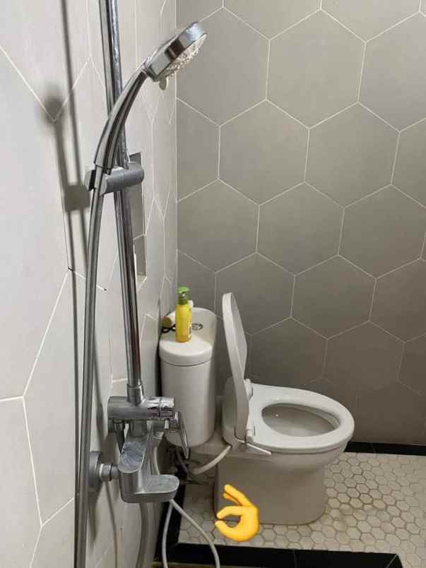 dijual rumah surya kencana pamulang barat