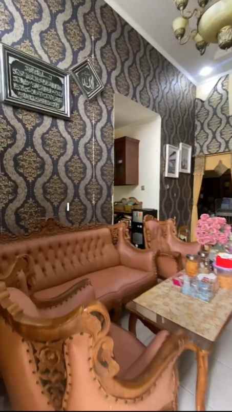 dijual rumah taman pelangi bsb