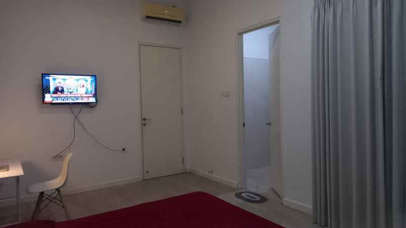 dijual rumah taman puspa raya citraland