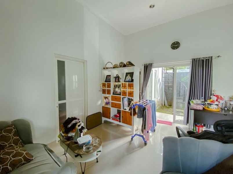 dijual rumah tamanmartani