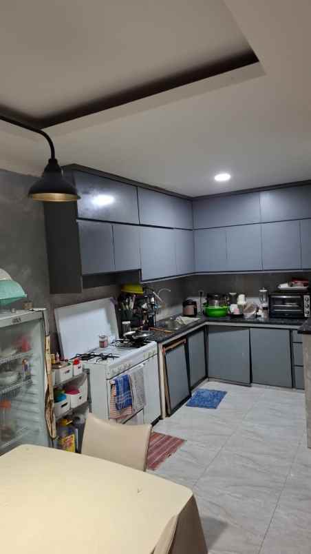 dijual rumah tanjung barat