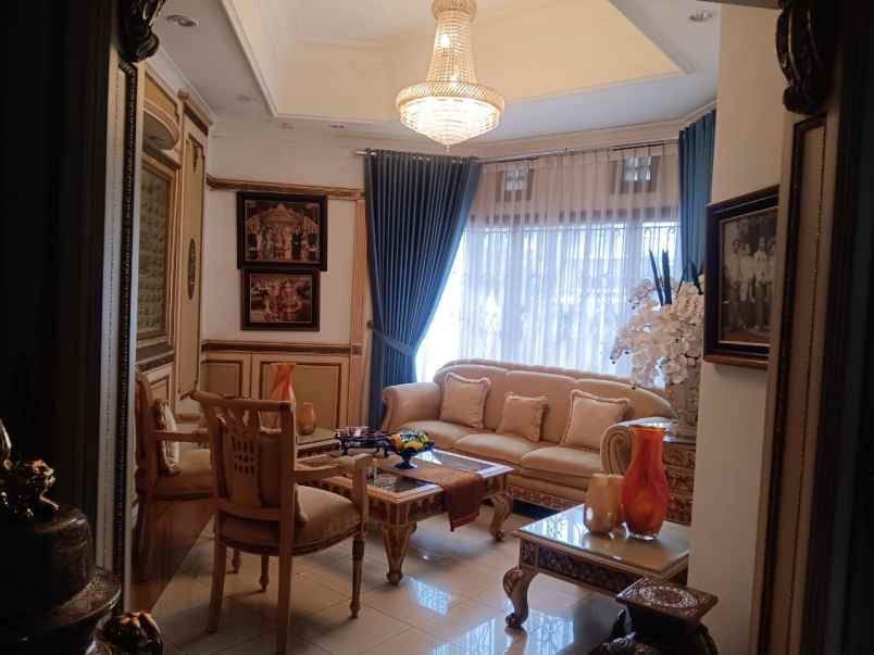 dijual rumah tanjungsari raya antapani