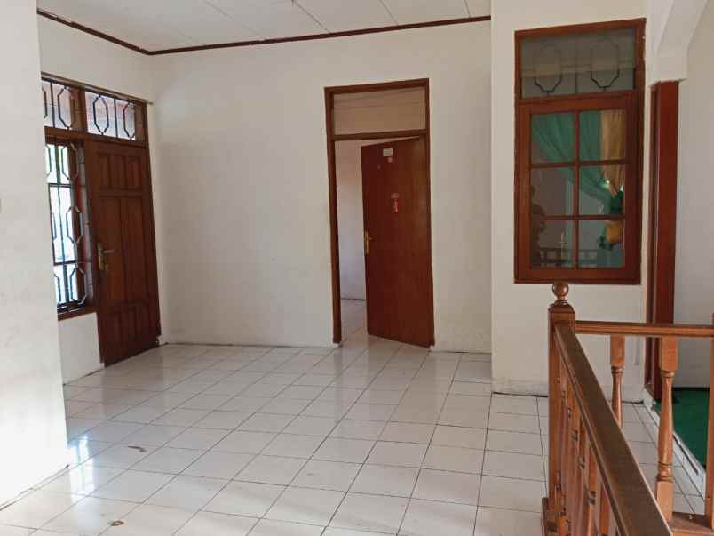 dijual rumah terawat komplek pratista antapani bandung