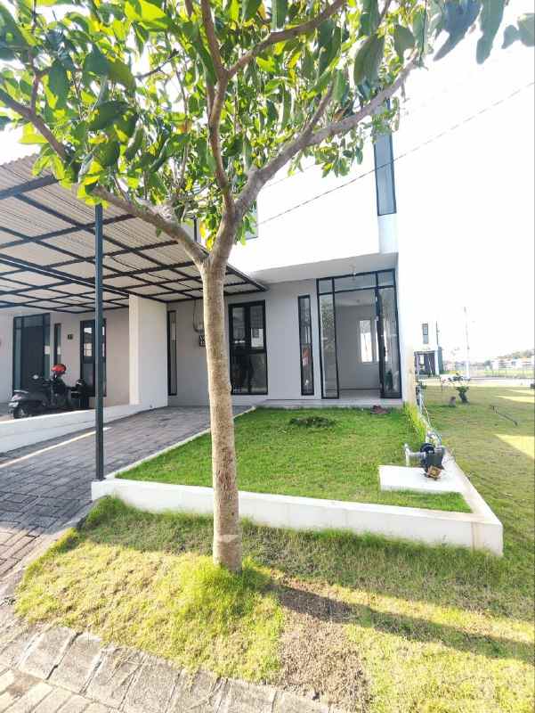 dijual rumah terrania living sidoarjo