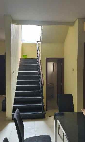 dijual rumah the mansion pakuwon indah