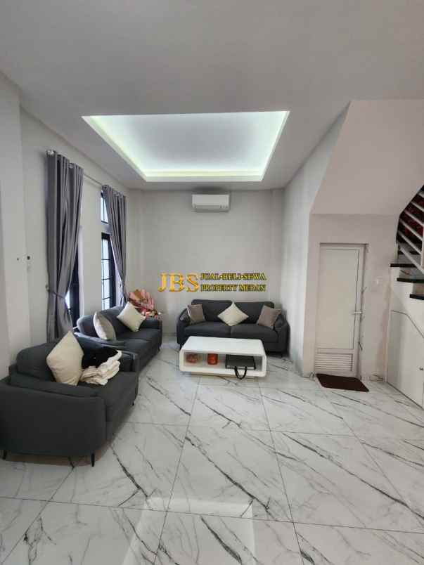 dijual rumah the marriot villas jalan