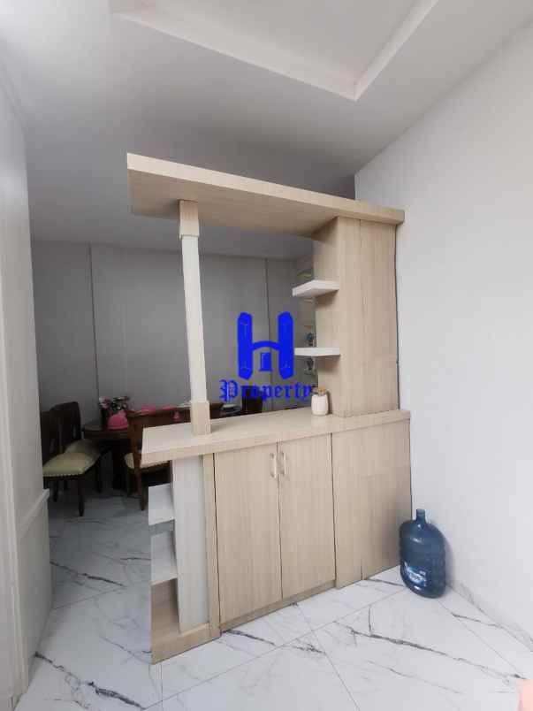 dijual rumah the marriot villas jalan