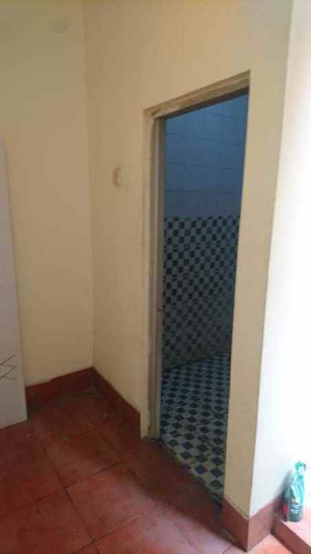 dijual rumah tinggal hook di palem bintaro