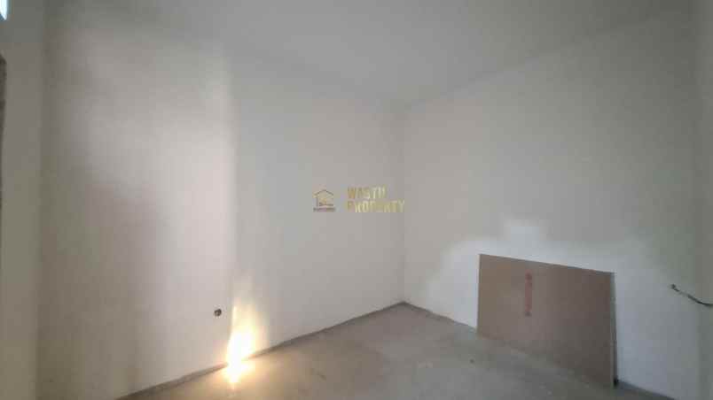 dijual rumah tirtomartani kalasan