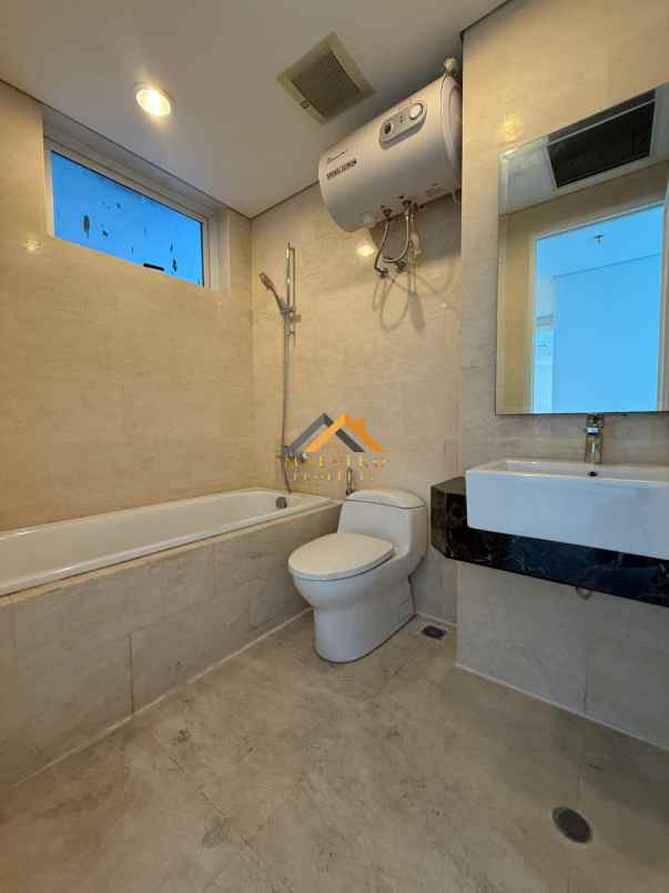 dijual rumah tribeca condominium