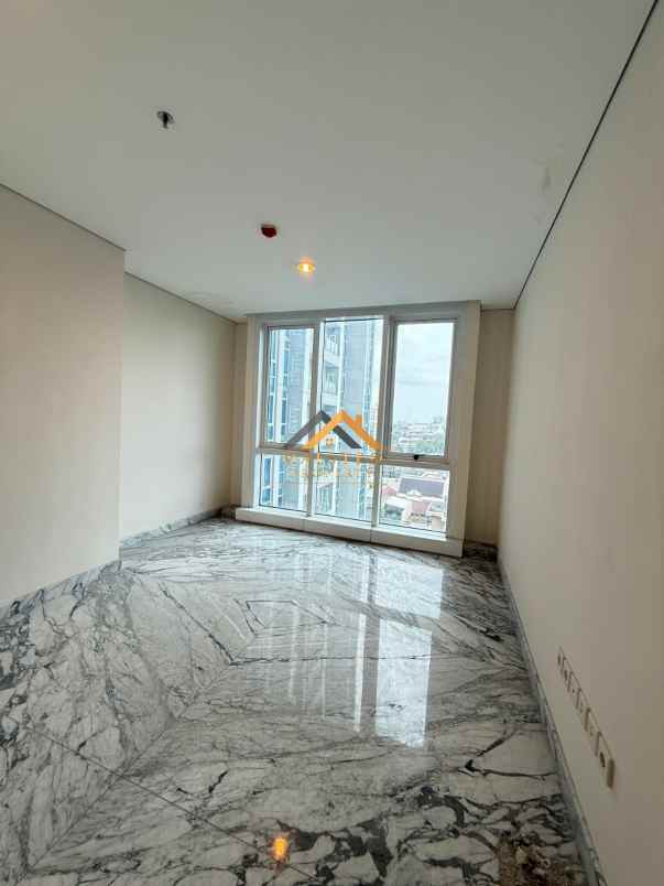 dijual rumah tribeca condominium
