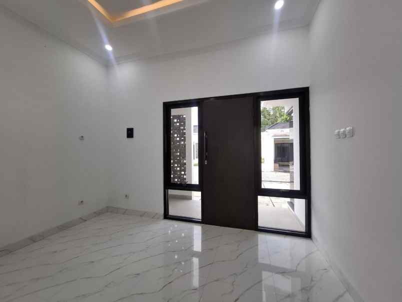 dijual rumah trukan selomartani kalasan